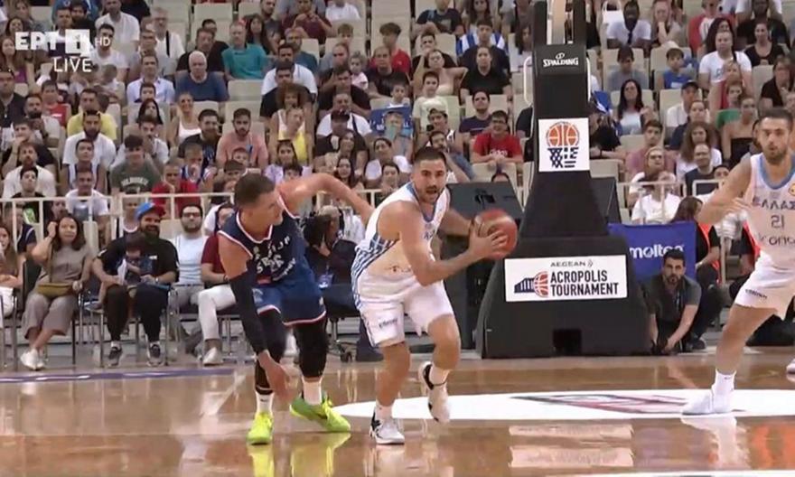 Ελλάδα-Σερβία: Τρομερό κλέψιμο Μωραΐτη σε Νέντοβιτς