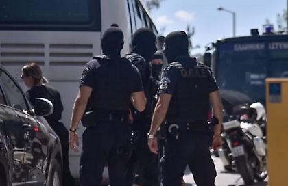 Ποινική δίωξη για 4 κακουργήματα και 7 πλημμελήματα σε βάρος των 104 συλληφθέντων