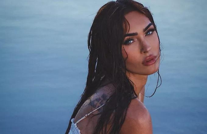 Η Μέγκαν Φοξ έγραψε βιβλίο με ποιήματα: Το σώμα μου πονάει από το «βάρος» των ανδρικών αμαρτιών