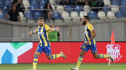 Προβάδισμα πρόκρισης για ΑΠΟΕΛ και Ομόνοια - Δύσκολη νίκη για την Άλκμααρ των Παυλίδη, Χατζηδιάκου