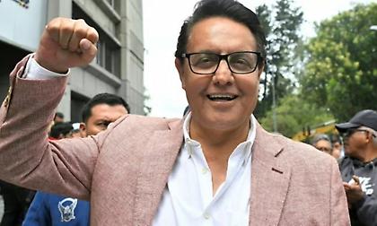 Δολοφονήθηκε υποψήφιος πρόεδρος στον Ισημερινό - Η στιγμή της εκτέλεσής του