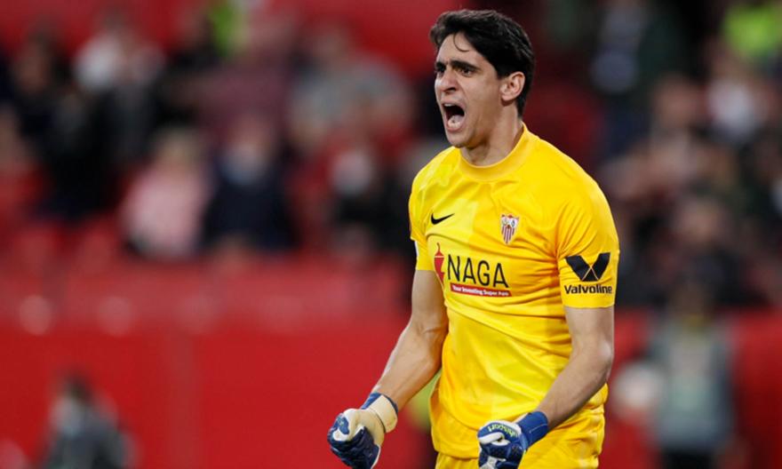 Ρεάλ Μαδρίτης: Ξεκίνησε διαπραγματεύσεις για Μπόνο