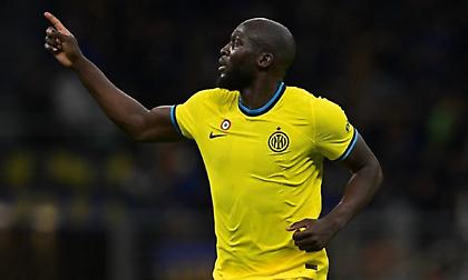 «Θέλει Λουκάκου για αντι-Κέιν η Τότεναμ»