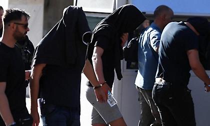 Οδηγούνται σε 16 φυλακές οι προφυλακιστέοι για τη δολοφονική επιδρομή στη Νέα Φιλαδέλφεια