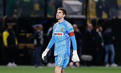 Σοκ στον Άρη: Αποχώρησε υποβασταζόμενος ο Κούεστα - Φόβοι για διάστρεμμα!