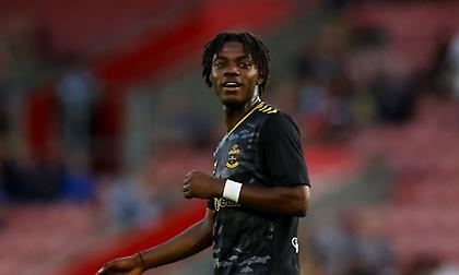 Μετά τον Καϊσέδο και ο Λάβια διάλεξε Τσέλσι αντί της Λίβερπουλ!