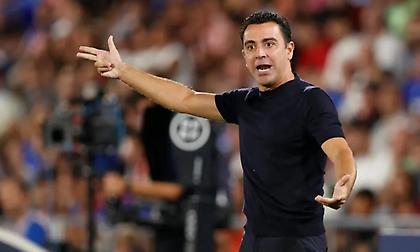 Έξαλλος ο Τσάβι για τη διαιτησία και την αποβολή του: «Ντροπή για τη λίγκα!»
