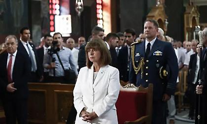 Με αναφορές στην αθλητική βία το μήνυμα Σακελλαροπούλου για τον Δεκαπενταύγουστο
