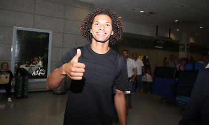 Ήρθε ο Αράο για τον Παναθηναϊκό: «Θέλω τίτλους με αυτήν τη φανέλα»