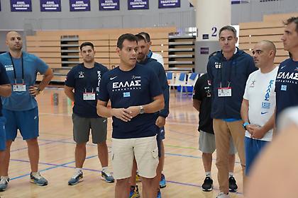 «Κολεγιακή» προπόνηση για την Εθνική μπάσκετ στο Άμπου Ντάμπι