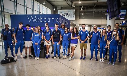 Αισιοδοξία και χαμόγελα στην αναχώρηση της Εθνικής στίβου