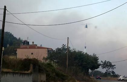 Αλεξανδρούπολη: Μάχη με τις φλόγες στον οικισμό του Λουτρού - Νέο μήνυμα από το 112