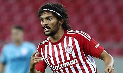 Ο Σκάρπα και ο Φορτούνης έβγαλαν αμέσως χημεία στον Ολυμπιακό