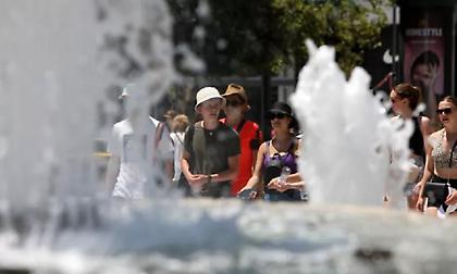 Ζέστη και ισχυροί άνεμοι συνθέτουν σήμερα το σκηνικό καιρού