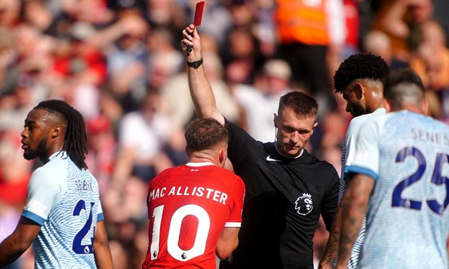 Μακ Άλιστερ: Ακυρώθηκε η κόκκινη κάρτα του