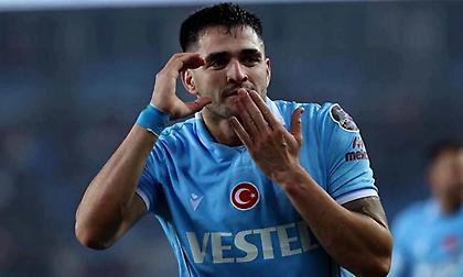 Υπογράφει στην Κάντιθ ο Μάξι Γκόμες που ακούστηκε για τον Ολυμπιακό