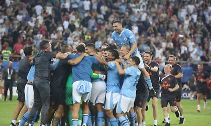 Μάντσεστερ Σίτι: Στο στόχαστρο Νούνιες και Έζε