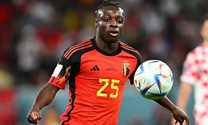 Περνάει ιατρικά και ανακοινώνεται από τη Μάντσεστερ Σίτι ο Ντοκού