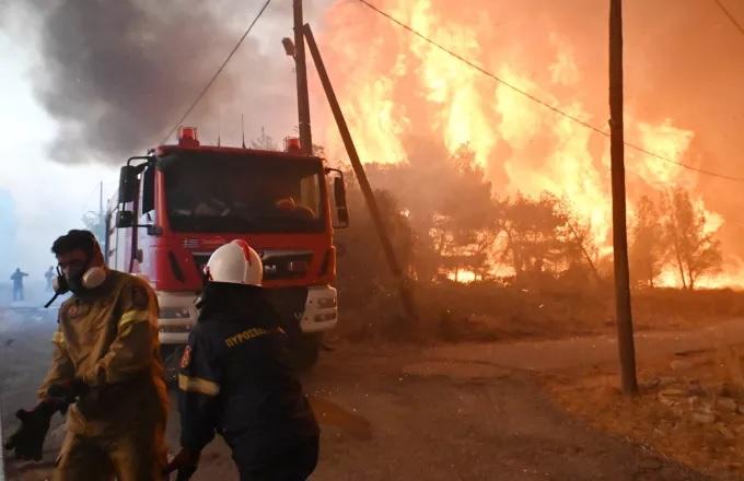 Αμυγδαλέζα: Εκκενώνονται οι εγκαταστάσεις της Αστυνομίας