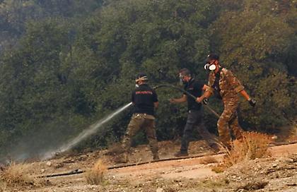 Μία σύλληψη για τη φωτιά στον Αυλώνα - Ελεύθεροι οι άλλοι 3 προσαχθέντες - Μικρές αναζωπυρώσεις