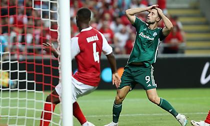 Χειροκροτήματα εμψύχωσης στη Λεωφόρο για Σπόραρ!