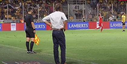 Η παρακάμερα του ΑΕΚ-Πανσερραϊκός: Η αγωνία, το γκολ του Γκατσίνοβιτς και το χειροκρότημα