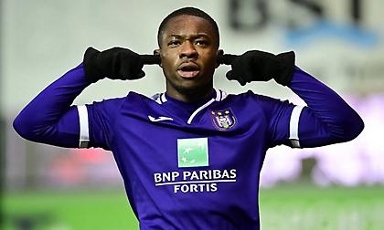 Νικολακόπουλος: «Ο Ολυμπιακός για τον Αμούζου της Άντερλεχτ»!