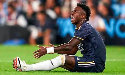 Νέο πλήγμα στη Ρεάλ: Εκτός για τουλάχιστον ένα μήνα ο Βινίσιους!