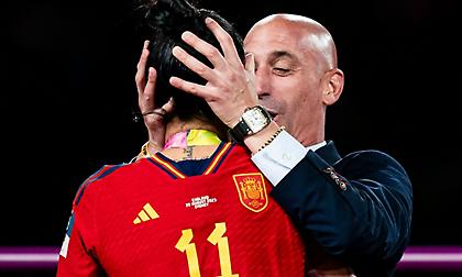 Η FIFA πιέζει την ισπανική ομοσπονδία για 15ετή αποκλεισμό του Ρουμπιάλες