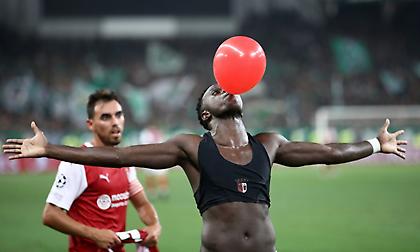 Μπρούμα: «Δόξα τω Θεώ καταφέραμε να κερδίσουμε εδώ, σε ένα πολύ δύσκολο γήπεδο»