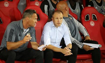 Λέζνιακ: «Να δείξουμε τα ''δόντια'' μας στον Ολυμπιακό - Έχουμε προπονηθεί και στα πέναλτι»