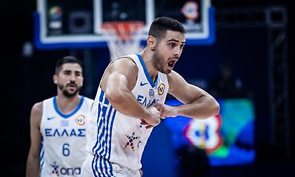 Tall Greeks με ηγέτες «Λάρι» και «Πάπι»!