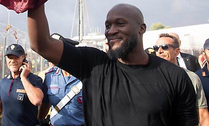 Χάμος για Λουκάκου στη Ρώμη: Υποδοχή από 5 χιλιάδες οπαδούς!