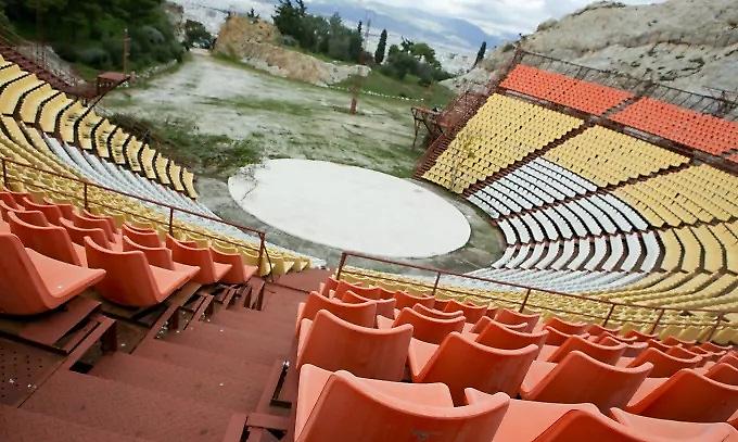 Το ιστορικό Θέατρο Λυκαβηττού ξανά κοντά μας μετά από 15 χρόνια – Όσα θα δούμε μέχρι τον Οκτώβριο