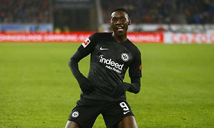 Έκλεισε Κολό Μουανί η Παρί!