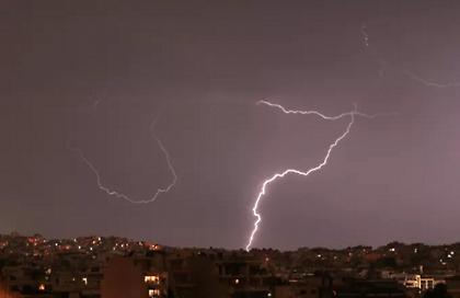 Έκτακτο δελτίο επιδείνωσης καιρού: Έρχονται ισχυρές βροχές, καταιγίδες και χαλάζι