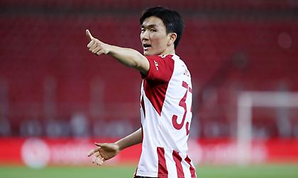 «Τσεκάρει Χουάνγκ ο Ερυθρός Αστέρας»