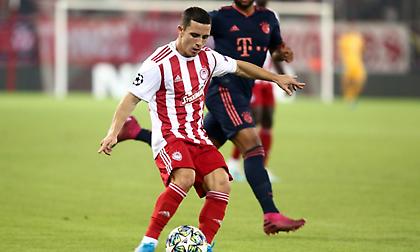 Ανανέωσε με τη Γουλβς μέχρι το 2025 πριν έρθει στον Ολυμπιακό ως δανεικός ο Ποντένσε