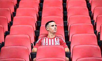 Επέστρεψε στο «Καραϊσκάκης» ο Ποντένσε: «Πάντα ωραίο να γυρίζεις σπίτι σου»