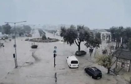 Συγκλονιστικό βίντεο: καταστροφή στο Βόλο μέσα σε 45 λεπτά
