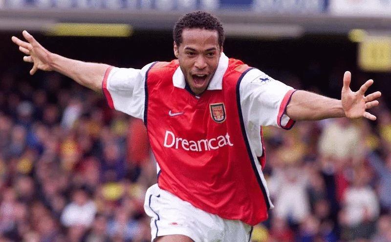 Κουίζ: Ξέρεις τους κορυφαίους ποδοσφαιριστές του 2000;