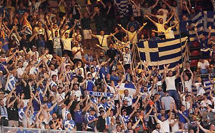 Εθνική Ελλάδας: Η λίστα της ΕΠΟ για τα αντικείμενα που απαγορεύονται στο γήπεδο