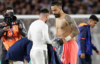 Τερματοφύλακας Εκουαδόρ: «Ήμαστε γείτονες με τον Μέσι, το πρώτο γκολ στη ζωή μου το έφαγα απ’ αυτόν»