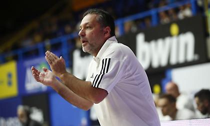 Σερέλης στον bwinΣΠΟΡ FM 94,6: «Να φτιάξουμε μια τέτοια ομάδα που στις δύσκολες ημέρες θα κερδίζει»