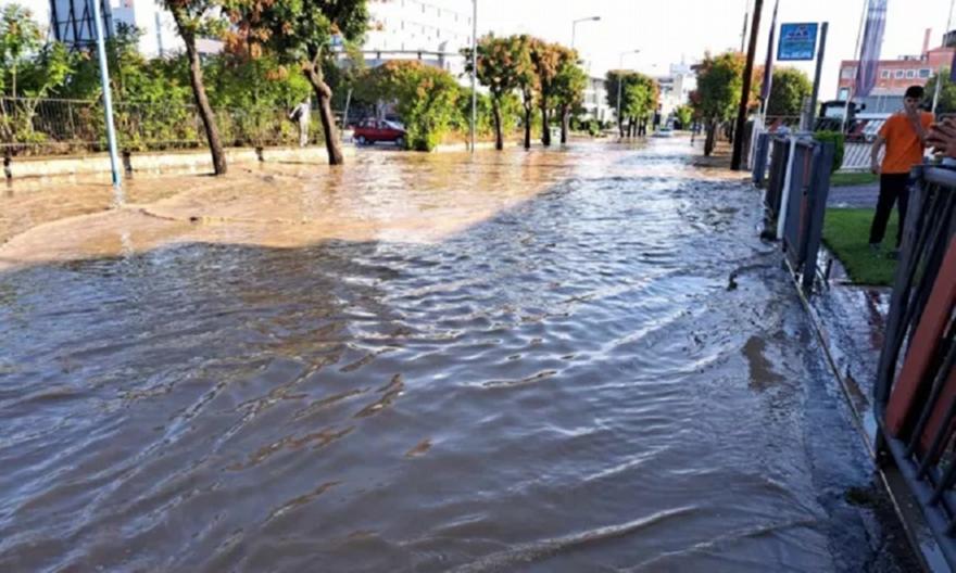 Θεσσαλία: Μήνυμα του 112 για ετοιμότητα σε 20 περιοχές