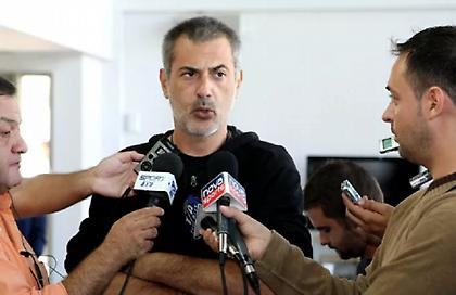 Ο Γιάννης Μώραλης ζητάει τη σφράγιση της δομής του ΟΚΑΝΑ στον Πειραιά