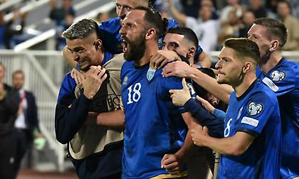 Σόκαρε την Ελβετία στο 94' και έφερε τα πάνω κάτω στον όμιλο το Κόσοβο!
