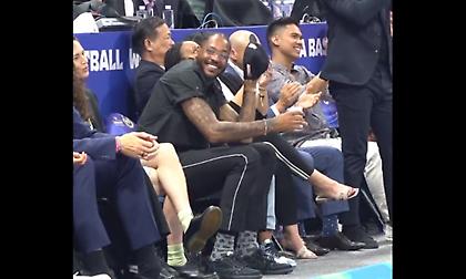 Ο Καρμέλο Άντονι τρελάθηκε με τρίποντο Μπογκντάνοβιτς και του... έβγαλε το καπέλο!