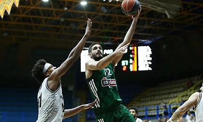 Μαντζούκας: «Ο Σλούκας ξέρει πως να κάνει καλύτερους τους συμπαίκτες του»