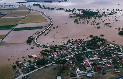 Θεσσαλία: Συναγερμός στην Κοιλάδα των Τεμπών-Ανησυχία για τη δημόσια υγεία